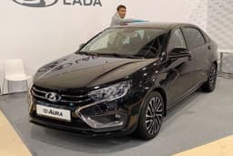 АвтоВАЗ представил прототип электрического седана Lada e-Aura на выставке «Электротранс» в Москве