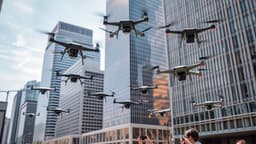 Помогут на селе и в городе: рост числа полётов дронов зафиксирован в России