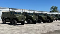 Партию новейших бронеавтомобилей «Ладога» передали российским военным
