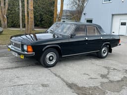 «Догонялка» КГБ для непростых людей:  ГАЗ-31013 «Волга» 1992 года появилась в продаже за границей