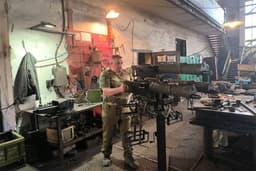 Оружейники создали новые зенитные установки из вековых пулеметов Максима для борьбы с БПЛА