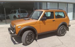 В новом окрасе «Ралли»: необычная Lada Niva Sport в золотистом матовом оттенке засветилась на фото