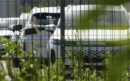 Завод Mercedes-Benz в России снова ожил: на площадке предприятия заметили Exeed LX 2025 года