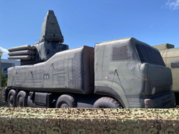 Won't Work Without Tires: Footage of an Inflatable Mockup of the Pantsir-S SAM System Appears