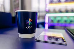 Мессенджер Max начнёт тестировать переводы через СБП в июле 2025 года