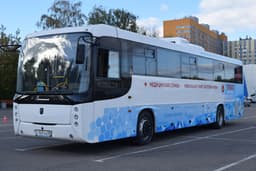 Серийное производство уникальных мобильных пунктов забора крови запустил Ростех