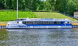 ГТЛК приняла катамаран «Форт Обручев»