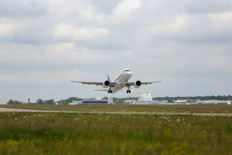 Назван крайний срок запуска самолёта МС-21 в серийное производство: сдвигов вправо больше не будет