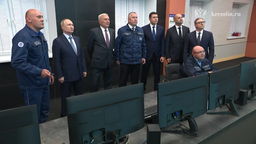 Путин приехал в Магнитогорск: первым делом посетил металлургический комбинат ММК и посмотрел на 32 тонны кокса