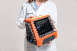 Компактный мобильный аппарат искусственной вентиляции легких «Мобивент АРМ» от предприятия Ростеха вышел на российский рынок