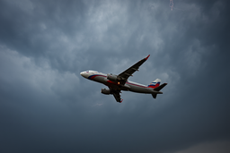 Планам построить тысячу SJ-100, МС-21 и Ту-214 к 2030 году предрекли крах: нет замены даже 70-летним Ан-2