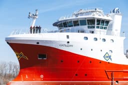 «Квоты под киль»: правила передачи недостроенных судов-краболовов изменили в России