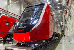 Вcё ближе к выпуску: двухсистемный скоростной электропоезд «Финист» ЭС105 прошел проверку качества