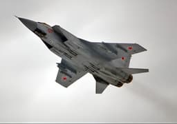 МиГ-41 готовится к взлёту: что известно о перехватчике шестого поколения