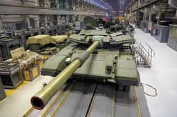 Танк и запишем: Россия с нуля строит Т-90М «Прорыв» целыми сотнями