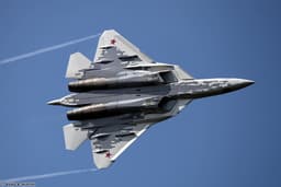 Американский F-16 далеко позади: Су-57 первым в мире оснастят ИИ-технологиями