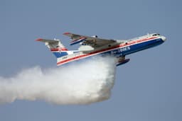 Российские самолёты-амфибии Бе-200 останутся в Турции для тушения пожаров до начала сентября