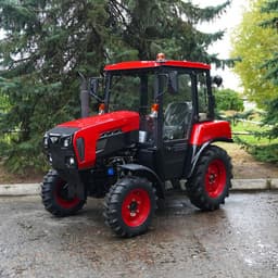With a new hood, fenders and roof: BZTDiA has launched the production of BELARUS-320.4M tractors in an updated design