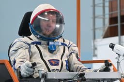 Роскосмос показал новейший скафандр «Орлан-МКС» №7