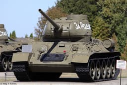 Shield of the Motherland: The Sloped Armor of the T-34 Changed Global Tank Building and Shocked the Wehrmacht