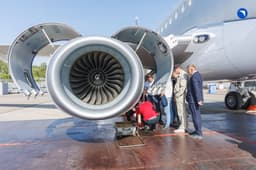 У Airbus и Boeing — отвёрточное производство: Россия с SJ-100 опередила весь мир