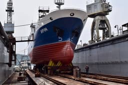 Готово на 96%: начались последние испытания краболова «Аурум» 