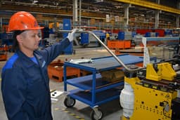 «НЕФАЗ» внедряет современные технологии: новое оборудование для гибки труб