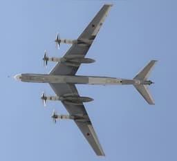 Появились кадры полёта стратегической ракеты X-101 для Ту-160 и Ту-95МС
