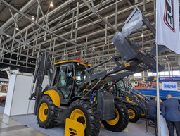 ELAZ Showed a Tractor with "Crab" Steering at the A8 MACHINES OF RUSSIA Exhibition in Yekaterinburg