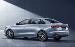 Geely отзывает около 18 тысяч седанов Emgrand в России из-за проблем с топливным баком