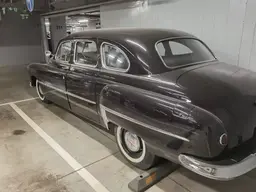 Уникальный правительственный лимузин ГАЗ-12 ЗИМ 1955 года выставили на продажу в Москве