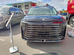 Белорусские новинки с китайскими «корнями»: минивэны BMG G4 и BMG V9. G4 показал «Брестмаш»