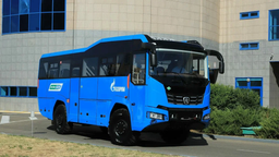 Прошёл успешные испытания: газомоторный вахтовый КАМАЗ-6250 начал работу в «Газпроме»