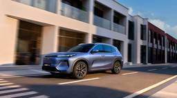 Первый белорусский гибрид BELGEE X80 PHEV представили в Минске