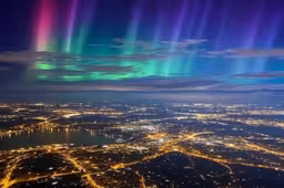 Опасное облако движется к Земле: мощная вспышка с выбросом плазмы произошла на Солнце