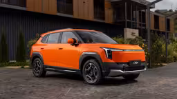 В России представили новое поколение электрокроссовера Evolute i-Joy