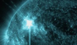 Метеозависимые, будьте готовы: астрономы зафиксировали второй мощный выброс плазмы на Солнце