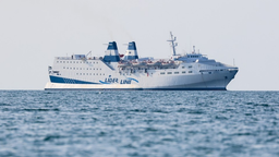 Первый за 14 лет паром из Турции в РФ так и не смог пришвартоваться в Сочи