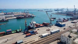 Se gastarán 5000 millones de rublos en un puerto anticongelante en Majachkalá para la importación paralela