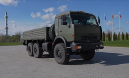 Три новых КамАЗ-5350 подарил Кадыров МЧС Чечни