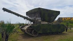 El T-55 cubano listo para una nueva guerra: el tanque recibió un tuning local para protegerse de los drones