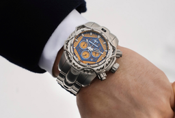 BelAZ lanzó un reloj de pulsera que resistió un camión volquete de 250 toneladas: se agotaron en un día