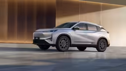 Russian Evolute prepares new i-Sky electric crossover: range up to 424 km