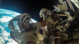 Rare photos from open space shown by cosmonaut Kud-Sverchkov