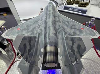 Что изменили в беспилотном Су-75 Checkmate: новое крыло, фюзеляж и сверхзвуковой воздухозаборник DSI