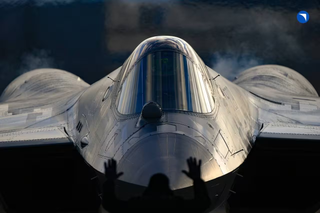 El jefe de Rostec, Chemezov, confirmó las negociaciones sobre el nuevo Su-57 con extranjeros