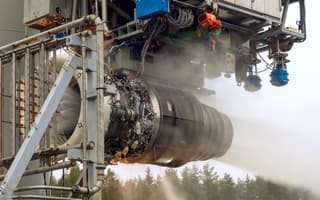 PD-8 engine for SJ-100 flooded with tons of water: it continued to work