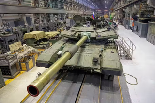 El papel del tanque T-90M "Proryv" ha cambiado por completo: Abrams y Leopard se han quedado atrás