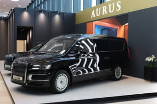 Only for VIP Clients?: Aurus Arsenal Minivan Ready to Go on Sale