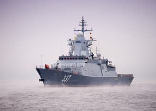 Прошёл 14 тысяч морских миль: корвет «Гремящий» вернулся во Владивосток после дальнего похода